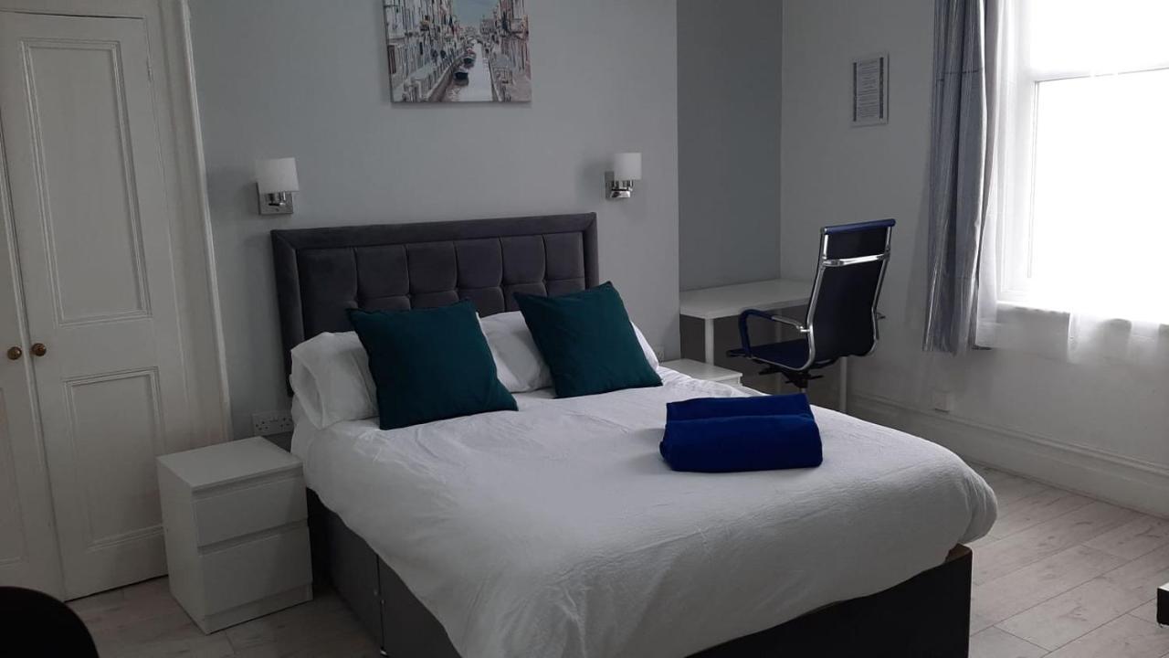 Regency Guesthouse Манчестър Екстериор снимка