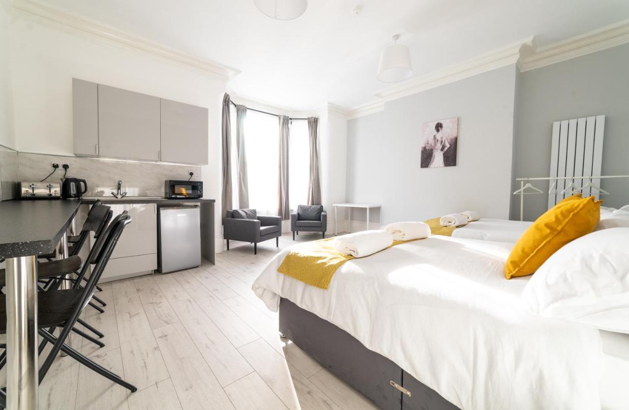 Regency Guesthouse Манчестър Екстериор снимка