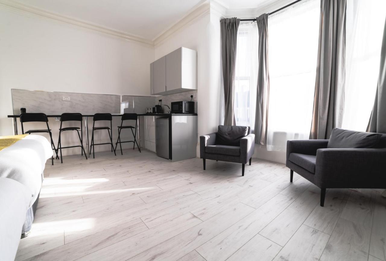 Regency Guesthouse Манчестър Екстериор снимка